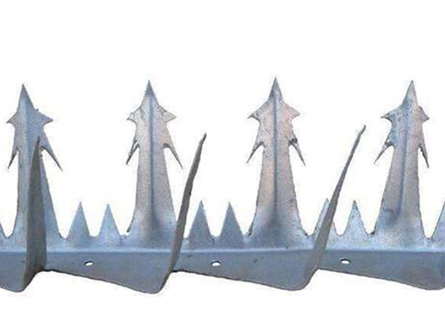 Hot Dipped Galvanized Wall Spikes for Perimeter Fencing of Wall and Roofs, Against Birds and Small Animals